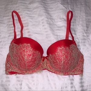 Victoria’s Secret bra 32D